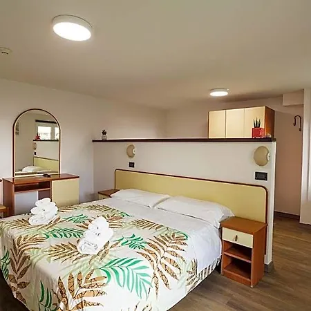 Hotel Paris